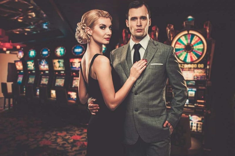 casino, couple, blond woman
